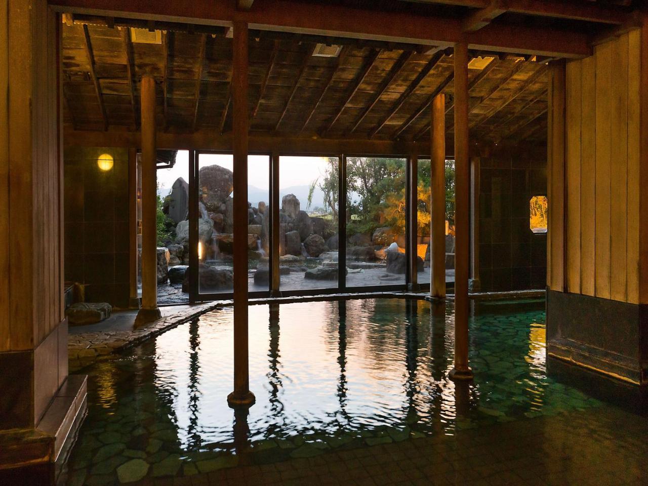 Awara Onsen Hot Spring Koubou Gurabaatei Hotel Екстериор снимка
