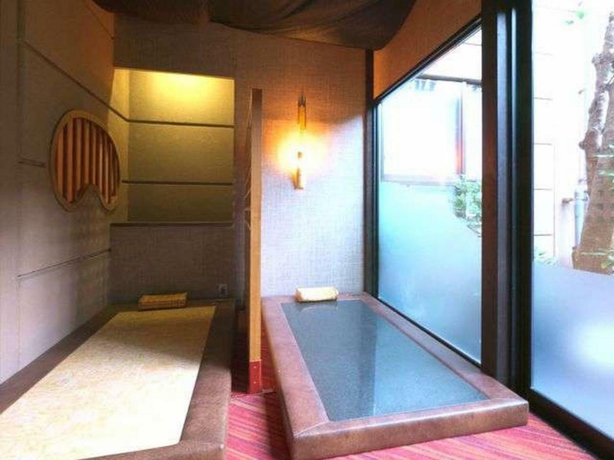 Awara Onsen Hot Spring Koubou Gurabaatei Hotel Екстериор снимка
